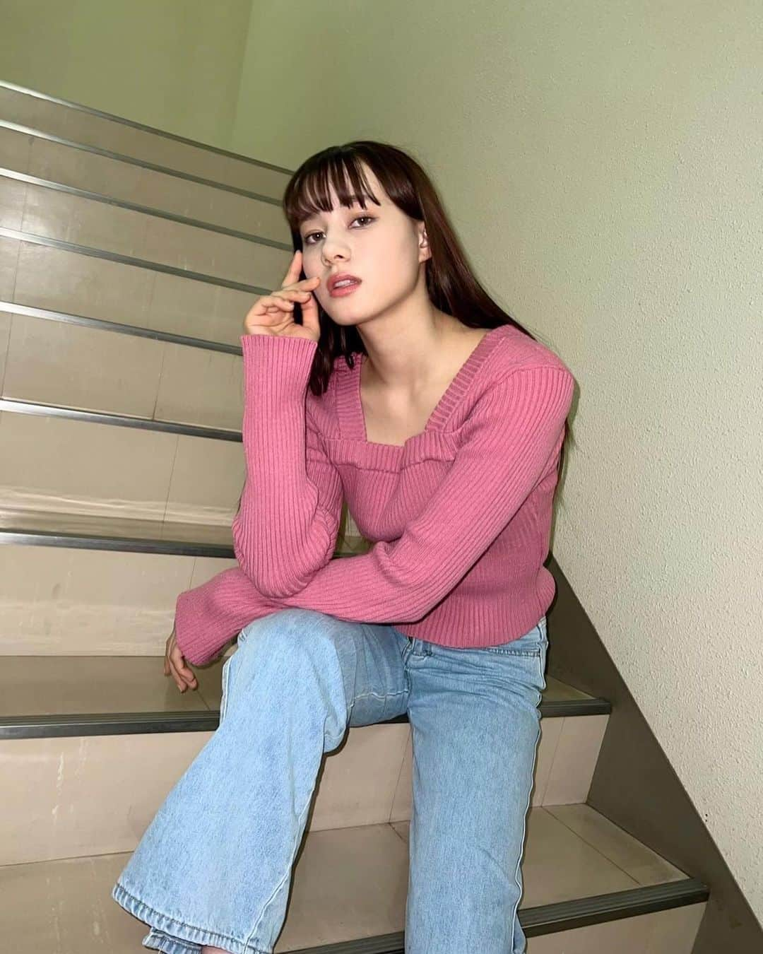 NiziUさんのインスタグラム写真 - (NiziUInstagram)「On Wednesday’s we wear pink🎀🎀  📸reems #niziu #nina #pink」1月11日 22時12分 - niziu_artist_official