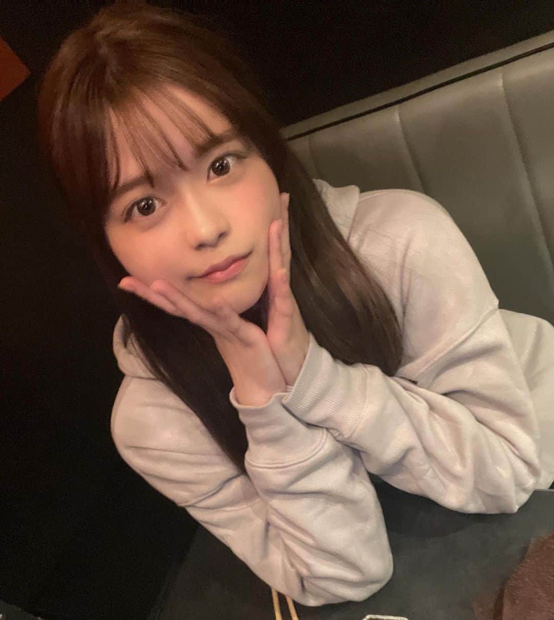 奏音かのんさんのインスタグラム写真 - (奏音かのんInstagram)「よっぱらいかのんと美しいおにく  #おにくが美しすぎるから見て #たしかお正月やすみのかのん #すきすきたべるのだいすき #すきすきのむのだいすき」1月11日 19時09分 - kanon__kanade