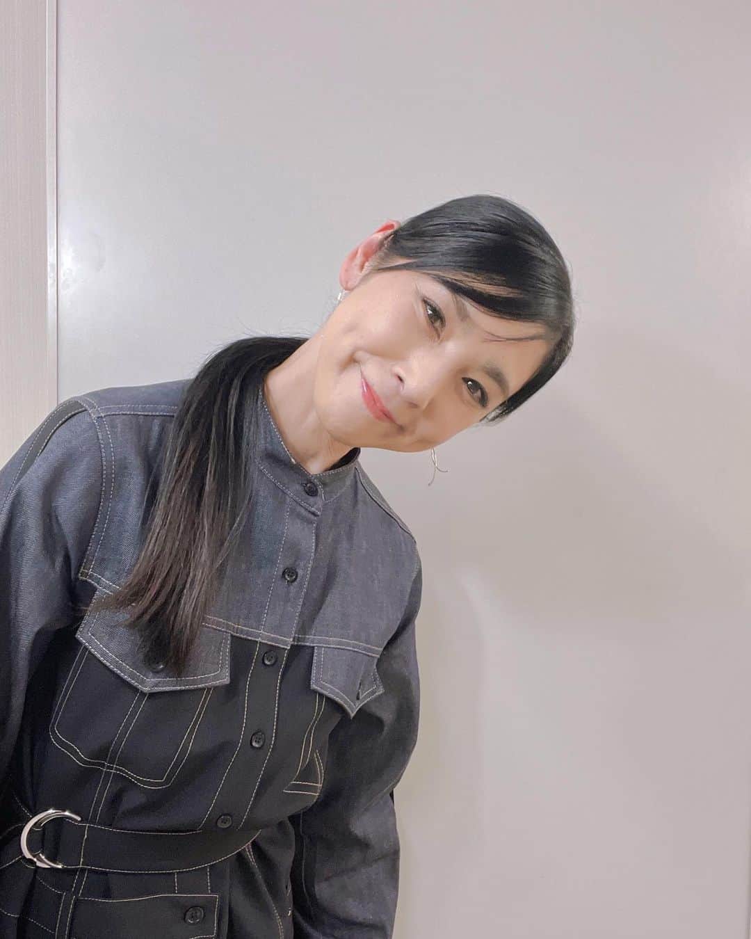 のインスタグラム：「⁡ ⁡ 黒木瞳です。 本年もよろしくお願い致します🤍 ⁡ お正月は、 ブリのお雑煮と筑前煮。 今年も美味しく作ることが出来ました！ 無病息災の七草粥も、満足。 ⁡ ⁡ 皆さまにとって素敵な一年となりますように。 心を込めてハートをお贈りいたします〜❤︎ ⁡ 瞳」