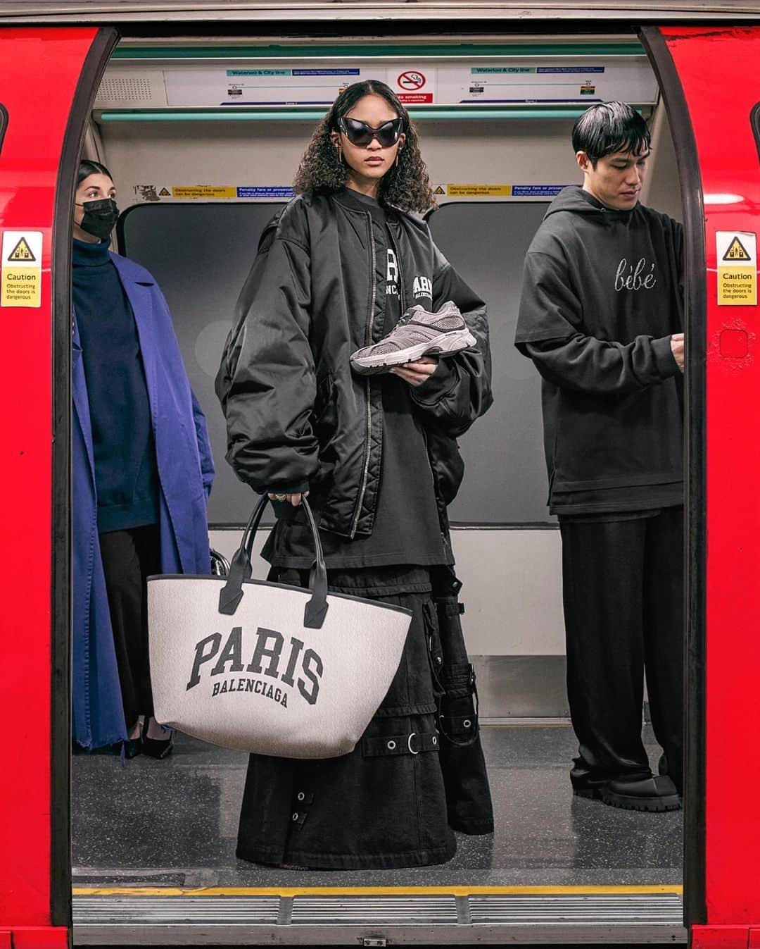 Balenciagaのインスタグラム：「Cities Campaign     Cities Paris Bomber  Cities Paris T-Shirt  Cities Paris Jumbo Large Tote Bag  Maxi Raver Skirt  Phantom Trainers Washed  Cities Paris Cap」