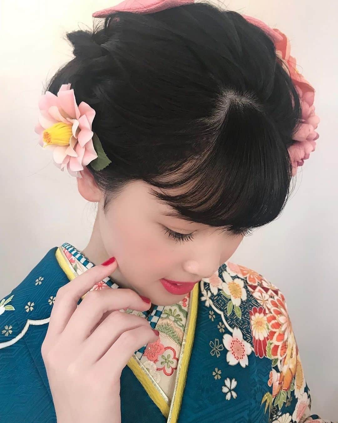 松岡花佳のインスタグラム：「#成人」