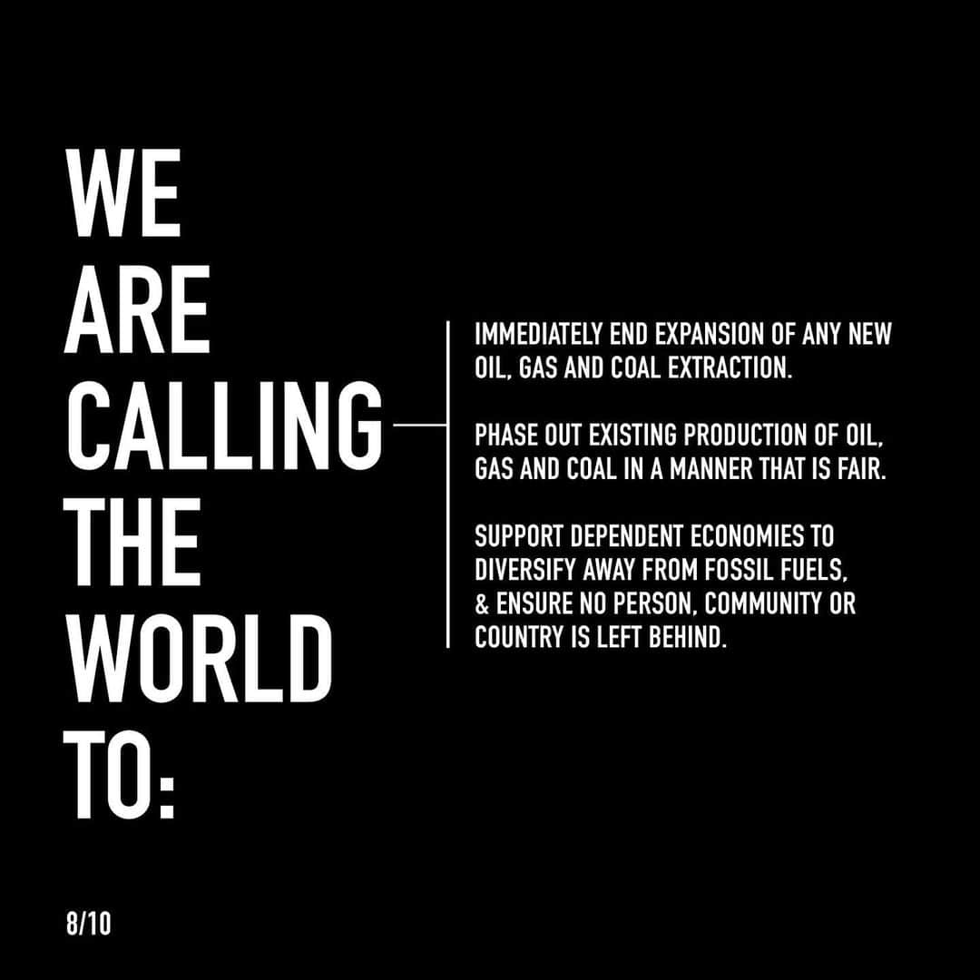 エマ・ワトソンさんのインスタグラム写真 - (エマ・ワトソンInstagram)「#KEEPTHEMINTHEGROUND  @fossilfueltreaty   Dear friends,  We are asking you to join us in signing a treaty to end the expansion of Fossil Fuels. The link to the treaty is in the bio. Please sign it. Please share it. Please read the slides provided that further explain what it is.   And then hopefully, like us, get righteous about it. Get angry about it. Let it break your heart. Let it motivate you. Let it inspire you to action. Because what we are asking you to participate in is a non-partisan issue. It is in fact a universal issue. It is the loss of our home. It is the loss of our futures. There is no one person immune from this problem.   It does however, affect everyone in different ways. It is unfortunately an issue that must be SYSTEMATICALLY changed, because those who are without resources cannot afford such a transition on their own. There is just only so much we can do individually. But what we can ALL do to help - is start here.   Join us in adding your name to the treaty.  Your voice is powerful.  Our voice is powerful.   “Our addiction to fossil fuels is pushing humanity to the brink. We face a stark choice: either we stop it - or it stops us. It’s time to say: enough."  - UN Secretary General António Guterres  “We are currently on track for at least a 2.7 C hotter world by the end of the century — and that’s only if countries meet all the pledges that they have made. Currently they are nowhere near doing that.”  - Greta Thunberg  "I hope you can appreciate that where I live, a 2 degree world means that a billion people will be affected by extreme heat stress. In a 2 degree celsius world - some places in the global south will regularly reach a wet bulb temperature of 35 degrees celsius and at that temp, the human body cannot cool itself by sweating... We don't believe you. We don't believe that banks will suddenly put trillions of dollars on the table for climate action, when rich countries have struggled since 2009 to raise the money for the world's most vulnerable countries.”  - Vanessa Nakate」1月12日 10時38分 - emmawatson