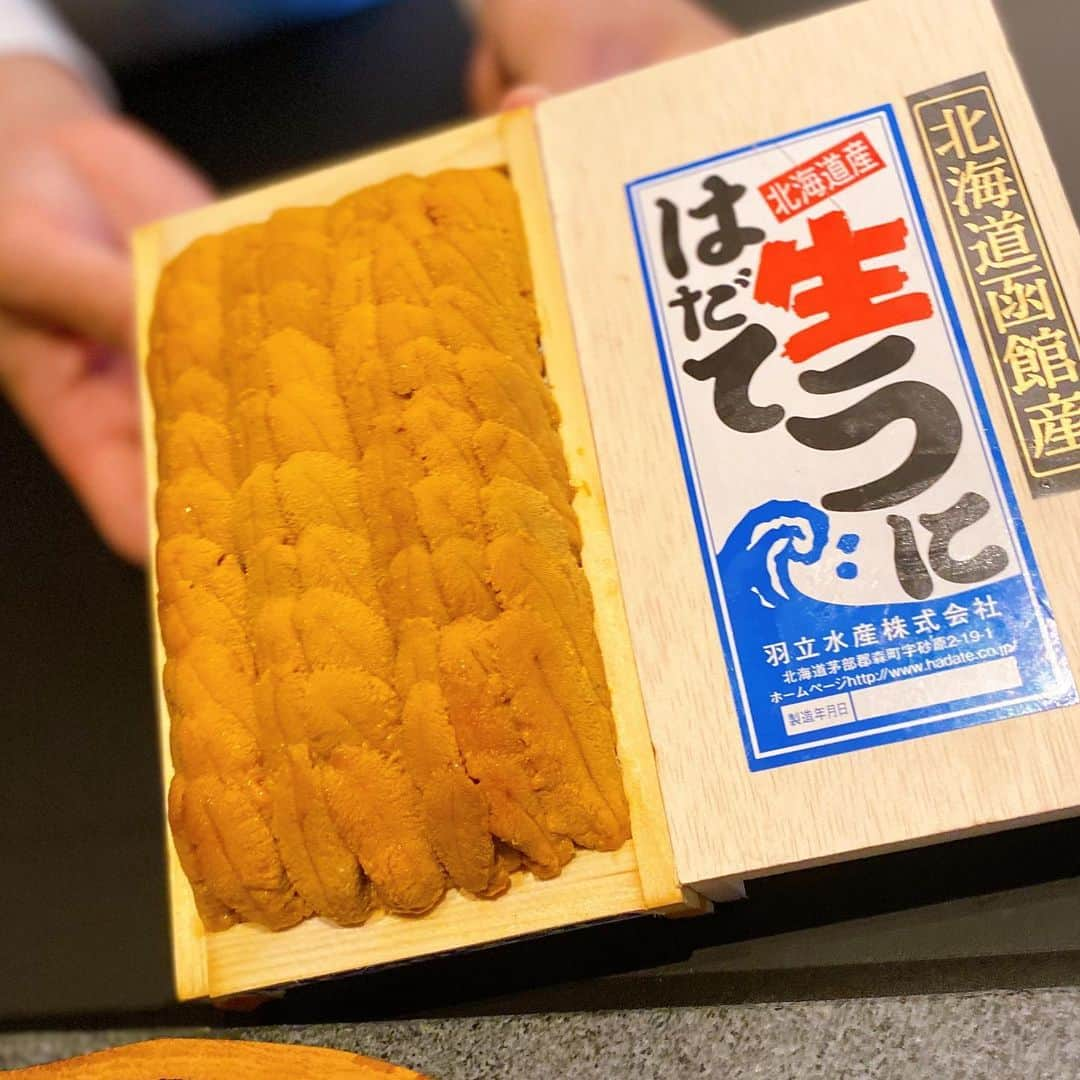 畑田亜希さんのインスタグラム写真 - (畑田亜希Instagram)「新しくオープンされたばかりの @taigadining レストランで新年会lunchをさせて頂きました🥂 ・ 厳選された食材その物の旨味や甘味がしっかり味わえて、どれも本当に美味しかったです☺️ ・ @taigadining @partijapanesefreemagazine   どうもありがとうございました✨ ・ @2022 #sg #singapore #taigadining #partijapanesefreemagazine」1月12日 14時41分 - akihatada