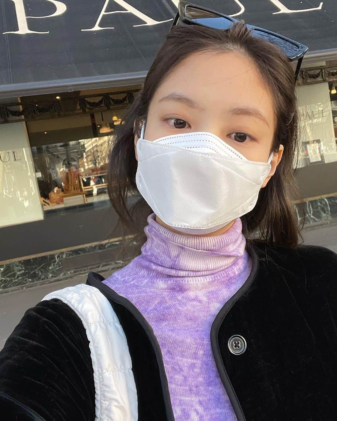 ジェニーさんのインスタグラム写真 - (ジェニーInstagram)「A Little trip to paris last year i havnt shared yet 🎈」1月12日 16時37分 - jennierubyjane