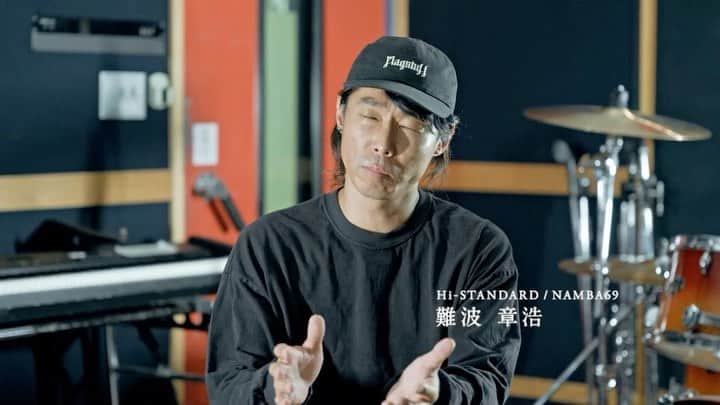 のインスタグラム：「今僕は、昨年閉店してしまった新潟のラーメン屋さん「楽久」の味を守るというプロジェクトに仲間達と取り組んでいます。昨年BSN新潟放送の「水曜見ナイト」という番組に取り上げて頂いたのですが、もの凄い反響を頂きました。そしておかげ様で 2人の新しい仲間とも出会うことが出来ました。放送をTVerの配信で観てくれた Indeedの方から、「是非プロジェクトを応援させて欲しい、力にならせて欲しい！」と連絡を頂きました。それから何回も新潟まで足を運んでくれて我々に密着で取材をしてくれまして、今回なんと無償でドキュメント動画を制作してくれました！！！（もちろん金銭的なスポンサードもされてません） 本当にIndeedの方々や制作チームの方々には感謝しかありません！！！ このプロジェクトをいい形にすることが我々の出来る恩返しだと思っております🙇‍♂️  Indeed Japan のYouTubeチャンネルに長い本編が公開されています！！  https://m.youtube.com/watch?v=9XhvGuG61ec  今回は第１話目で今後続編もありますので是非観て欲しいです！！ 皆さんにも絶対に無くしたくないものってあると思うんです✨  めちゃ本気でやりますんで、皆さん応援よろしくお願いします✨✨✨  #楽久プロジェクト」