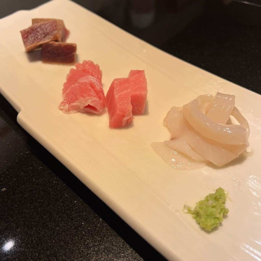 麻美さんのインスタグラム写真 - (麻美Instagram)「トロタクシソゴマ🍣 ． なるべく炭水化物食べたくないから😅 ． 私はいつもコレとお刺身 ． @sushisen_toritsudai」1月13日 12時29分 - mami0s