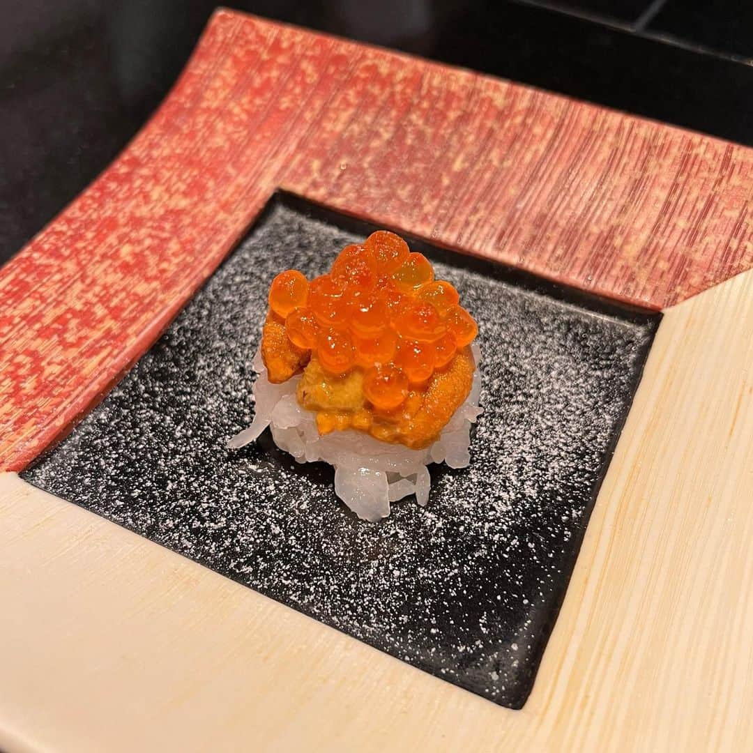 麻美さんのインスタグラム写真 - (麻美Instagram)「トロタクシソゴマ🍣 ． なるべく炭水化物食べたくないから😅 ． 私はいつもコレとお刺身 ． @sushisen_toritsudai」1月13日 12時29分 - mami0s