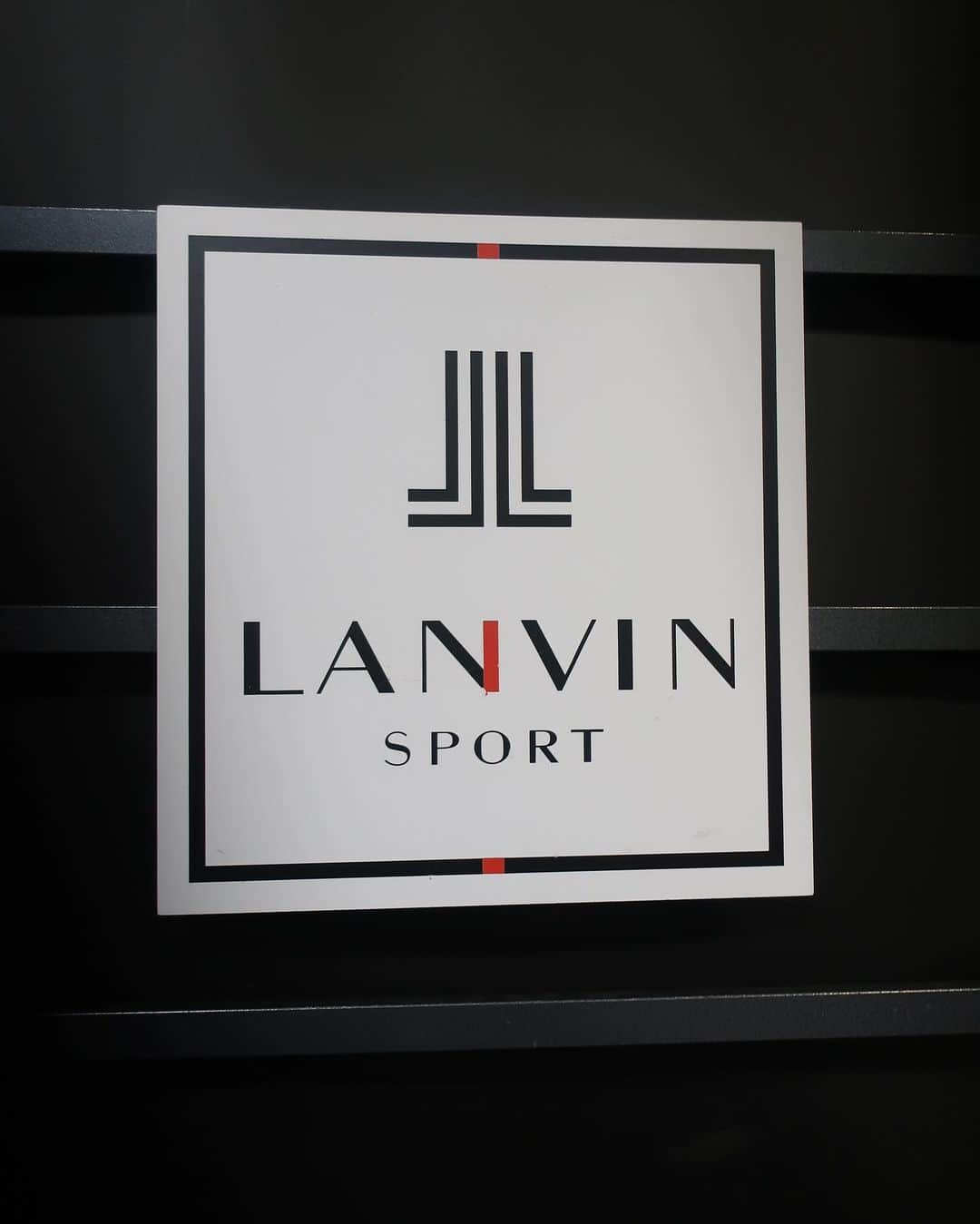 ImotoEtsuyo さんのインスタグラム写真 - (ImotoEtsuyo Instagram)「#おはようございます  ・ ・ @lanvin_sport_official の #2022#aw の展示会へ伺いました。 ・ ・ 今年の秋冬も @lanvin_sport_official のウエア すごくお洒落で機能的。 ・ ・ どれも素敵でした。 早く着てラウンドしたいです⛳️ ・ #lanvinsport  #ランバンスポール  #ゴルフウェア  #golf  #golfwear  #2022aw  #2022」1月13日 6時46分 - bisuhada