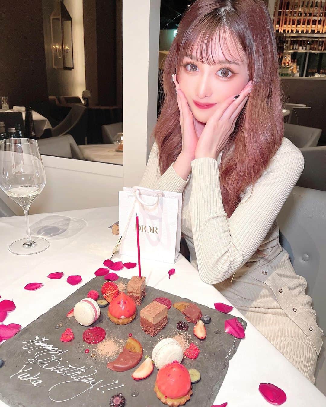 ゆうめろのグルメインスタ