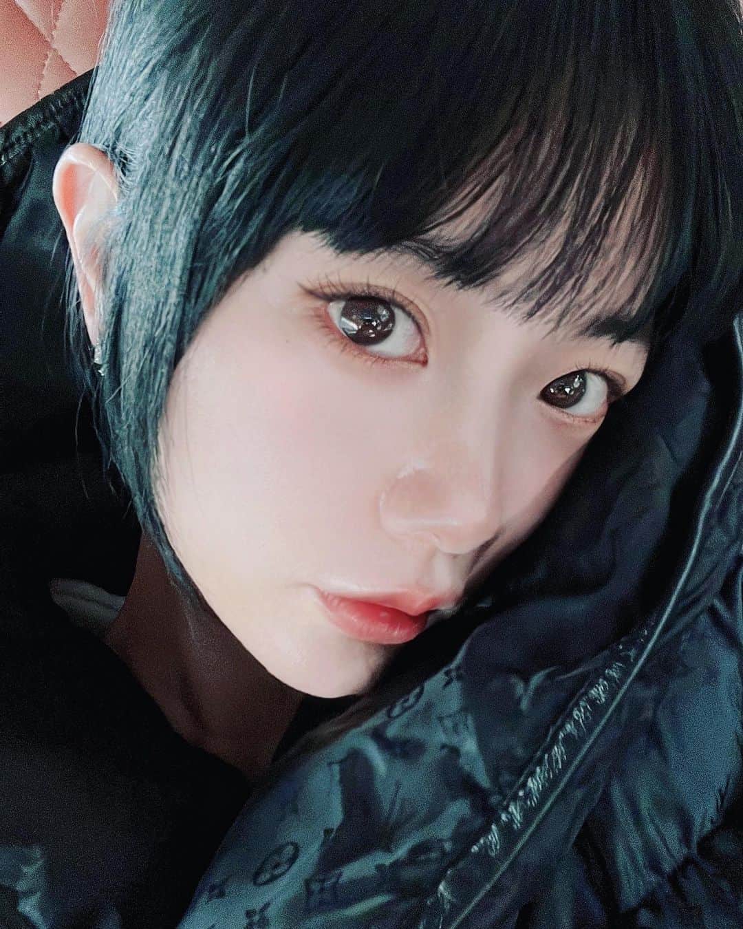 クララのインスタグラム：「#2022 #CLARA」