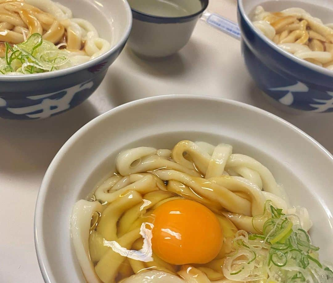 川島菜月さんのインスタグラム写真 - (川島菜月Instagram)「. . . 伊勢で食べたご飯たち。 . しょうが甘酒 豚捨のコロッケ すみっこのベビーカステラ みたらし団子 大海老フライ 伊勢うどん . . #伊勢うどん　#伊勢　#伊勢グルメ」1月13日 17時14分 - natsuki0624kia