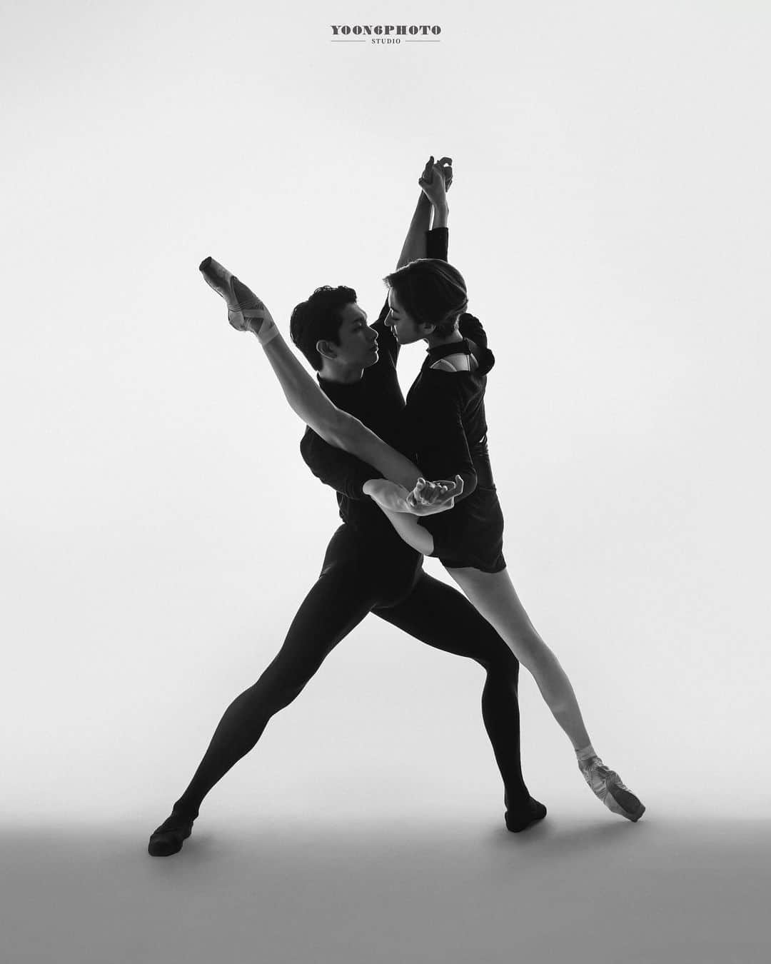 ワン・ジウォンさんのインスタグラム写真 - (ワン・ジウォンInstagram)「@yoon6photo @yoon6photo_studio 📸 @jongduck_91  #ballet#발레」1月13日 19時11分 - jinams2w_1112