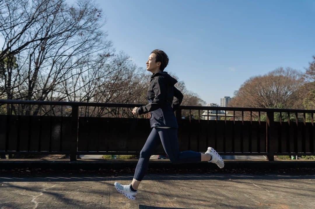 高山都さんのインスタグラム写真 - (高山都Instagram)「やっぱ走るって気持ちいい！ @on.japan  @on_running  真っ黒になっちゃった写真はこれでした👟」1月13日 19時23分 - miyare38