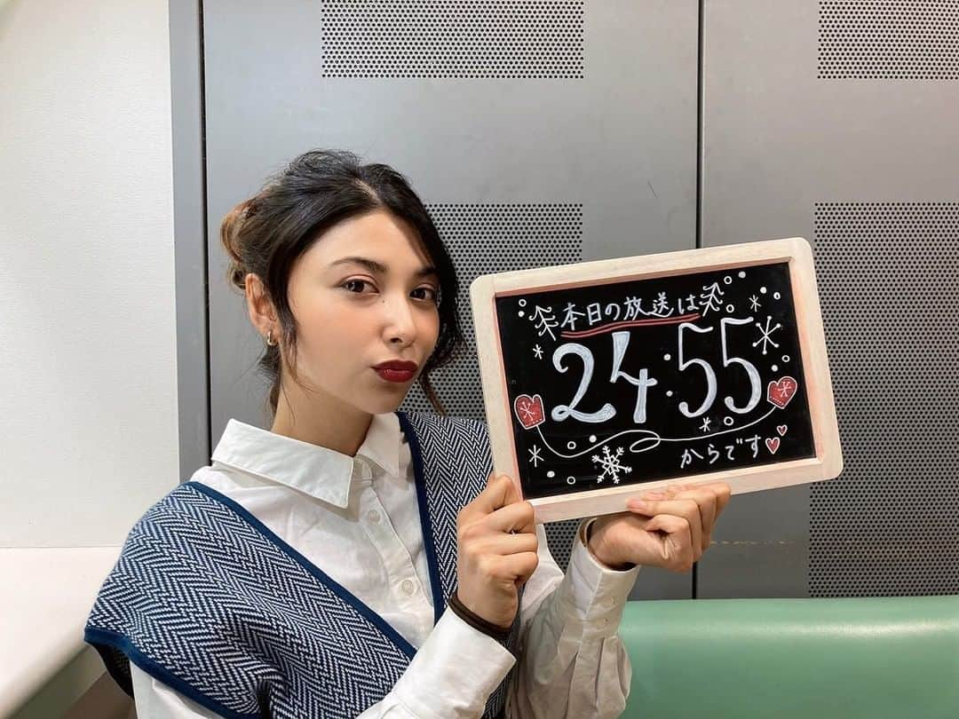 TBS「ビジネスクリック」さんのインスタグラム写真 - (TBS「ビジネスクリック」Instagram)「1月13日(木)の #ビジネスクリック は24:55からの放送です✨ #石井エミリー キャスターが生放送でお伝えいたします🤍 ⁡ 後提供までお見逃しなく‼️ 是非ご覧ください👀 ⁡ #TBS #ビジクリ」1月14日 0時14分 - business_click