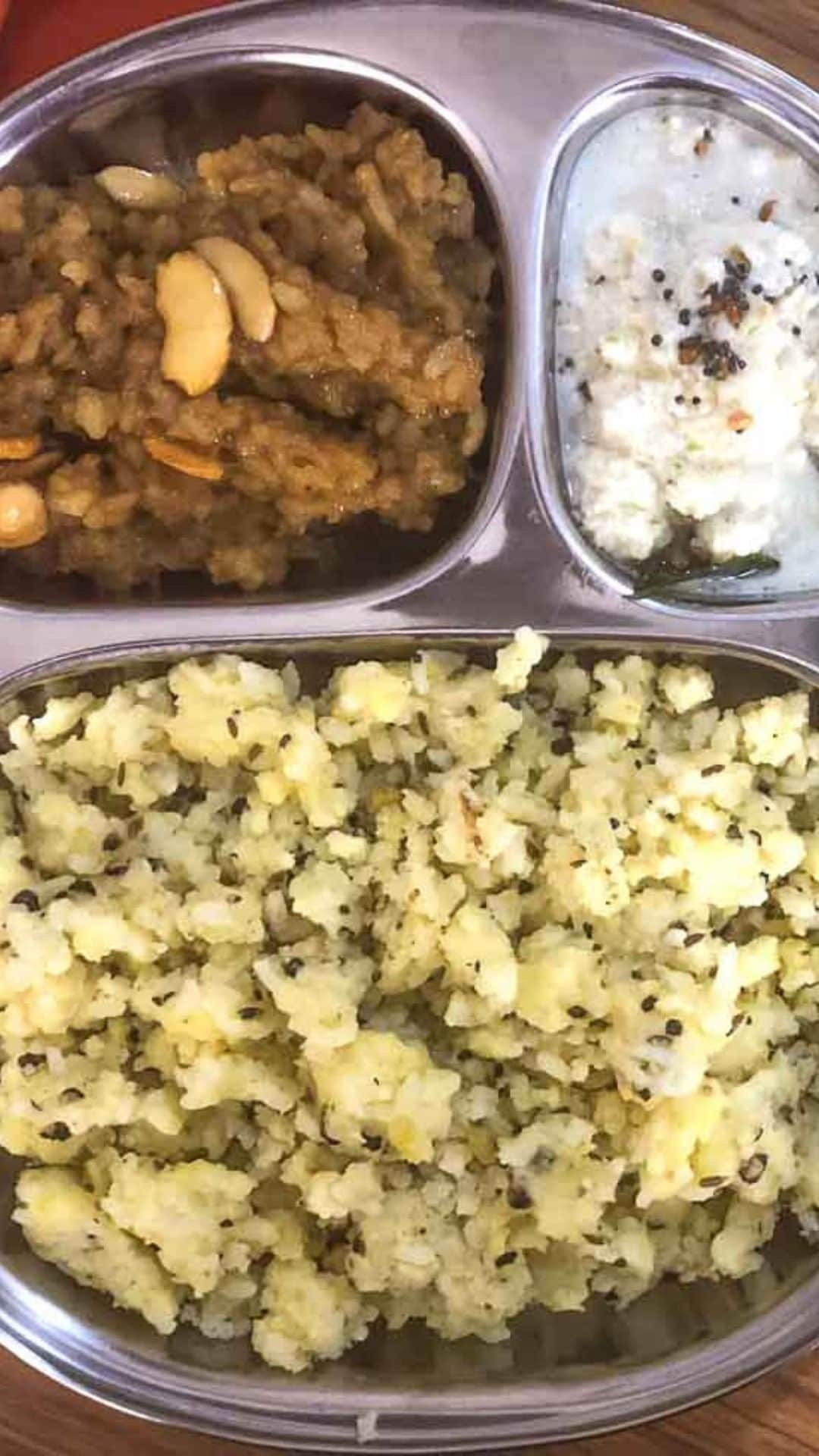 Archana's Kitchenのインスタグラム：「Try this simple wholesome and delicious recipe at home for this festival of Pongal. Serve it along with filter coffee to make it complete. Happy Pongal Everyone.」