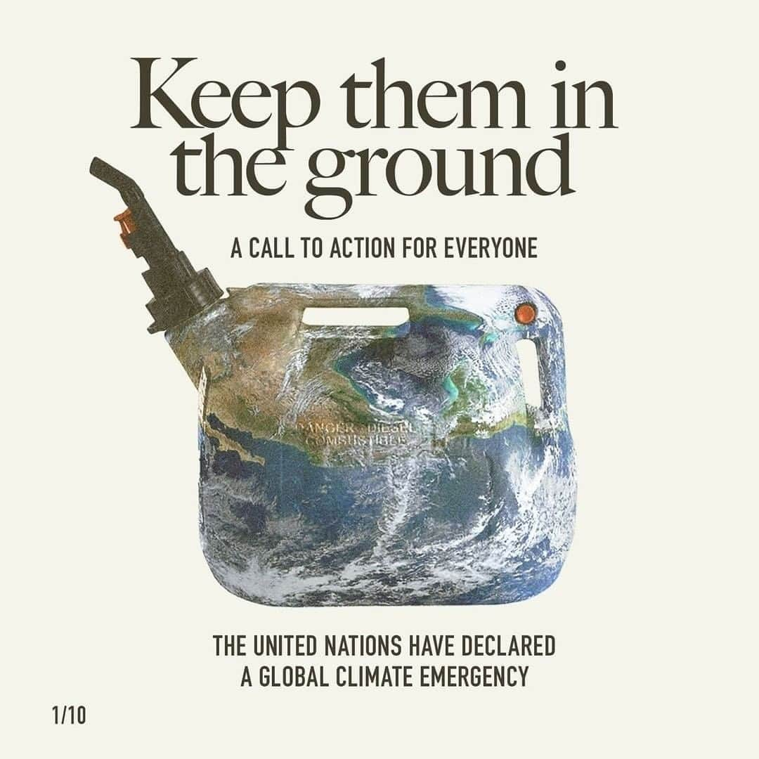 ローガン・ラーマンのインスタグラム：「Hey everyone, to sum up a difficult conversation, we need to ween off of fossil fuels and we need proper systemic change. This affects every single one of us in different ways. It’s the most important issue of our time. If you’re looking for a way to help, you can join me in signing a treaty to end the expansion of fossil fuels. It takes a second. Help us save our home. Link is in bio. Let’s inspire some action in 2022.」