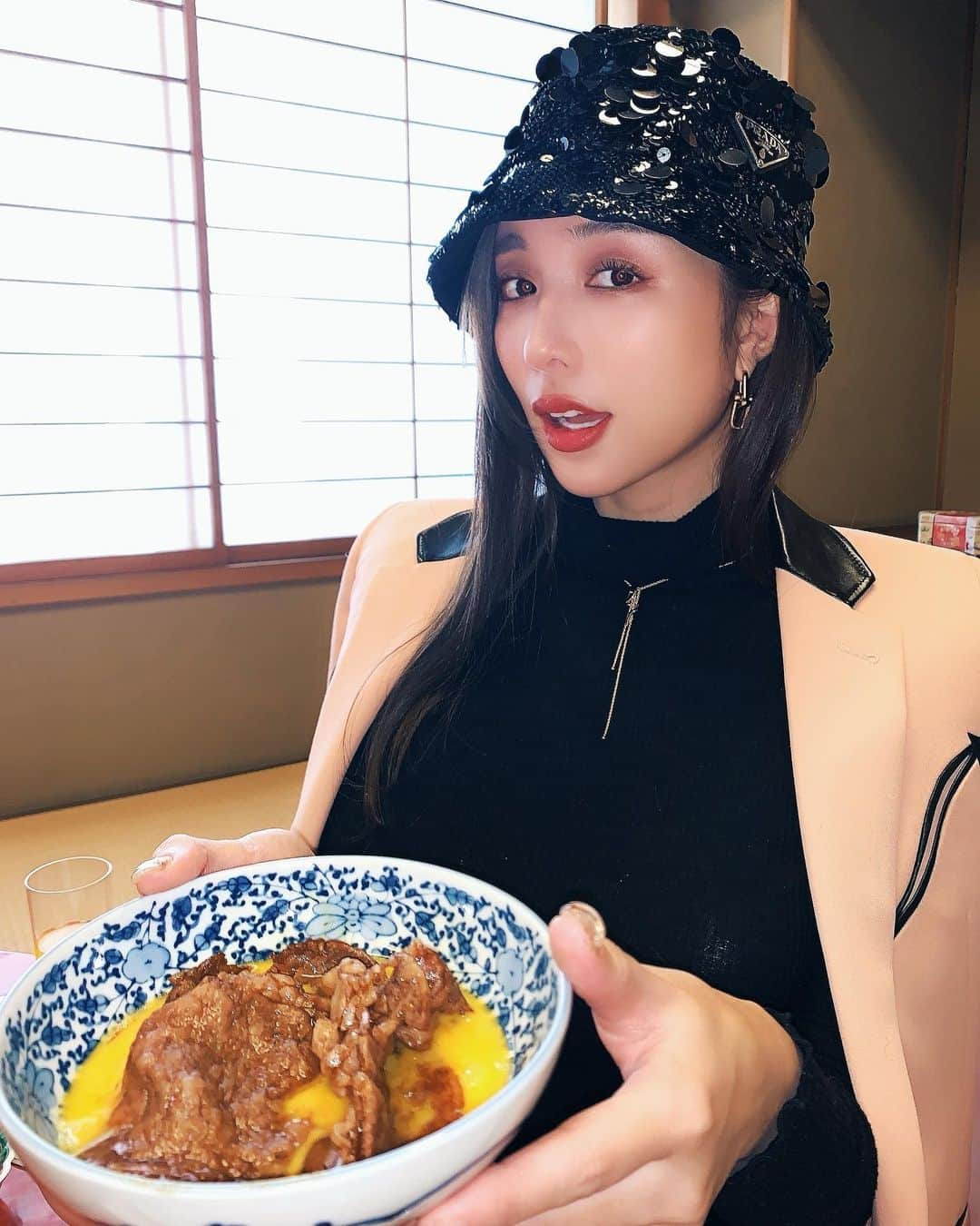 濱野りれさんのインスタグラム写真 - (濱野りれInstagram)「"WADAKIN" in Mie prefecture!! I'm in Mie now😍♥️  "WADAKIN" is my favorite restaurant that I always stop by when I go to Mie. It's been 143 years since this restaurant was established. It's super tasteful place!! Also they serve good Matstzaka beef too🐮  Have you eaten "SUKIYAKI" before?😘  . 三重の"和田金"ですき焼きランチ♥️ 三重県に来たら必ず食べにいく大好きなすき焼き🐮❣️ 創業143年の老舗レストランで風情もあって松坂牛も美味しくて最高なのです🙏✨  #mie #mieprefecture #WADAKIN #matsuzakabeef #matsuzakagyu #wagyu #wagyubeef #sukiyaki #japaneats #和田金 #すき焼き #三重 #三重グルメ #三重旅行 #松坂牛 #松坂市」1月14日 15時50分 - riregram