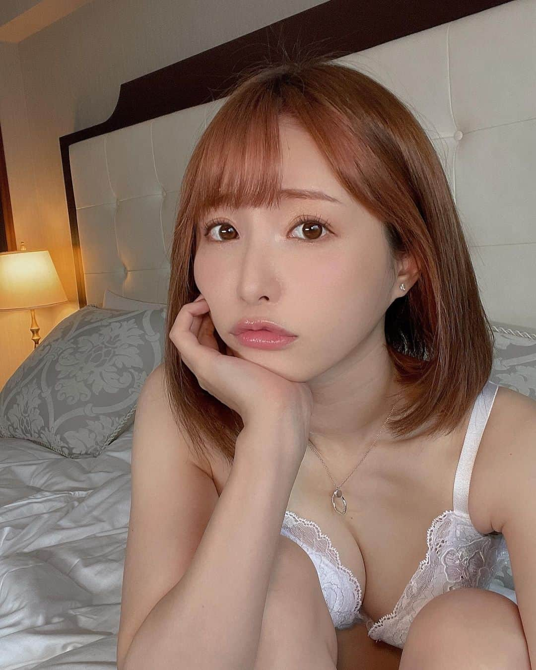 天使もえさんのインスタグラム写真 - (天使もえInstagram)「おはようしたくない🥺」1月14日 9時27分 - amatsuka.moe