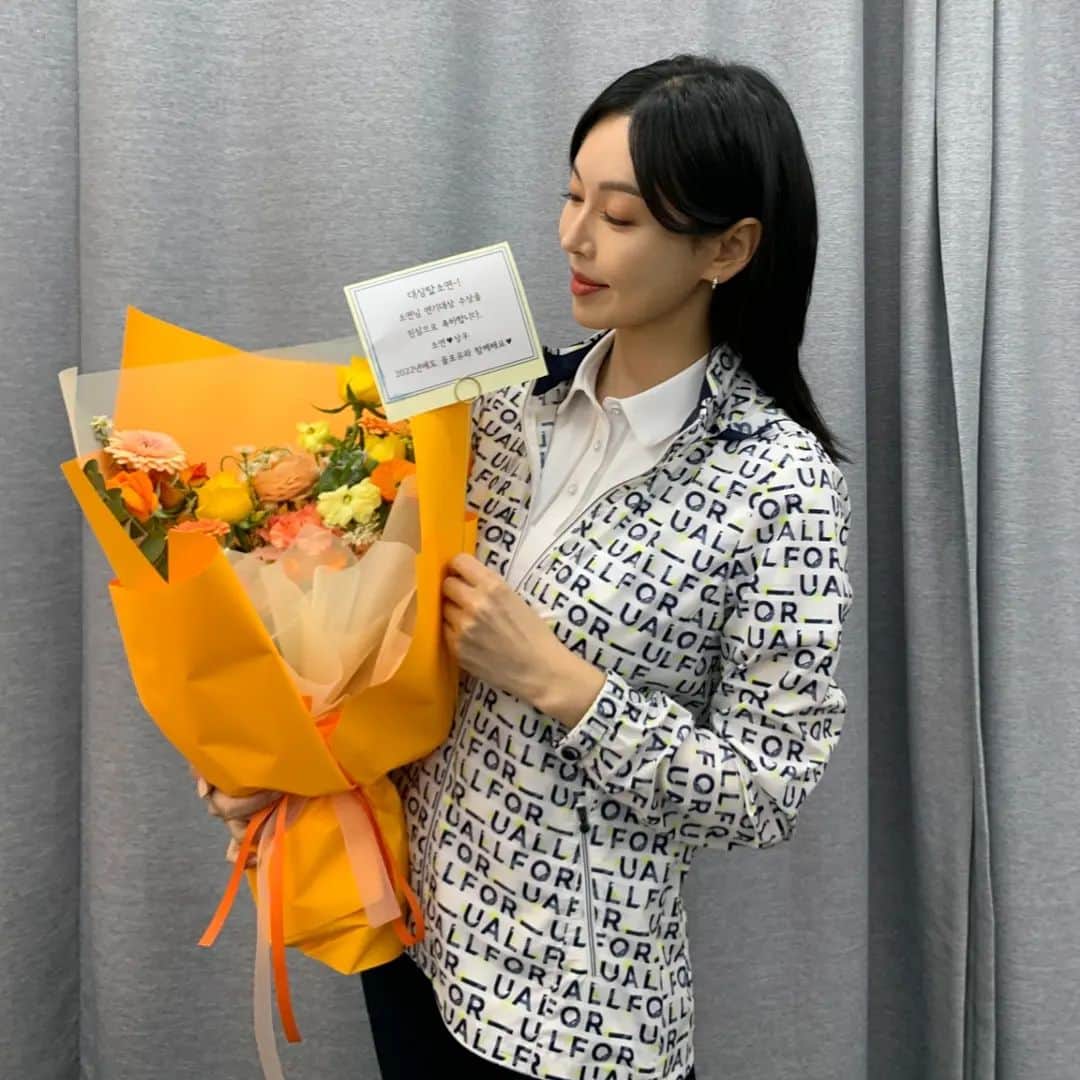 キム・ソヨンのインスタグラム：「#올포유 🧡🌼 @allforyou_korea  올포유의 2022 봄,여름^^*」