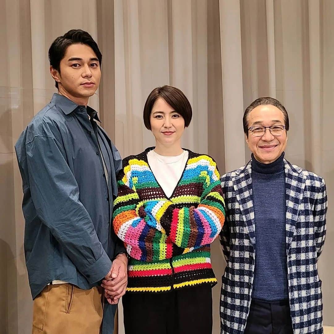 フジテレビ「プライムニュース イブニング」さんのインスタグラム写真 - (フジテレビ「プライムニュース イブニング」Instagram)「映画「コンフィデンスマンＪＰ　英雄編」がきょう公開されました✨ 長澤さん、東出さん、小日向さんに、佐久間みなみ キャスターが先ほどインタビュー🎤🎵 「この作品をずっと好きでいてくださる皆さんに見て頂ける」と話す長澤さん、熱っぽく語る東出さん、そしてやわらなか語り口調の小日向さん。３人が織りなす楽しいトークシーンを、きょうのイット！では、午後４時台にお届けする予定です。 ぜひご覧下さい‼️   #コンフィデンスマンＪＰ英雄編 #コンフィデンスマンＪＰ #英雄編 #長澤まさみ　@masami_nagasawa #東出昌大　 #小日向文世 #ダー子 #ボクちゃん #リチャード #本日公開 #イット #佐久間みなみ　@sakuma_minami」1月14日 14時31分 - livenews_it