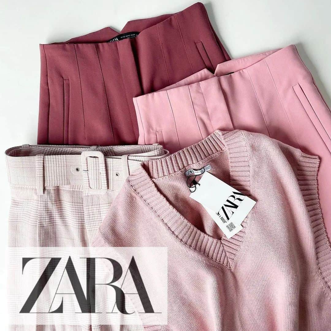 4meee!さんのインスタグラム写真 - (4meee!Instagram)「ZARAのピンクが最強に可愛い✨セール時の今がチャンス！  ZARAのピンクは、大人が挑戦しやすい柔らかな色なので セール時に挑戦してみるのがおすすめです🤍  こちらは @yk_oms さんの投稿をお借りしています🎀  . . #綺麗めカジュアル #きれいめファッション #大人ファッション #30代ファッション #30代コーデ #置き画クラブ #置き画くら部 #164cm #3児の母 #ママコーデ #ママファッション #置き画コーデ #ザラ #ザラジョコーデ #ザラコーデ #ザラセール #zarawoman #zarastreetstyle #冬コーデ #zaraメンズ #zara購入品 #ザラ購入品 #ピンクニット #ピンクカラー #ピンクコーデ」1月14日 19時52分 - 4meee_com
