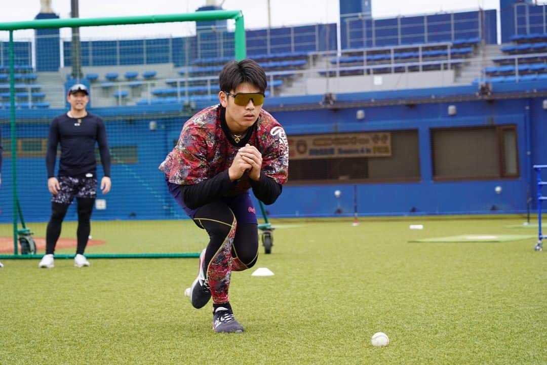 野村佑希のインスタグラム：「今日は曇りのち晴れでした！ 快晴まで後一歩、、  先輩の不正は許しません😎  #野生化計画」