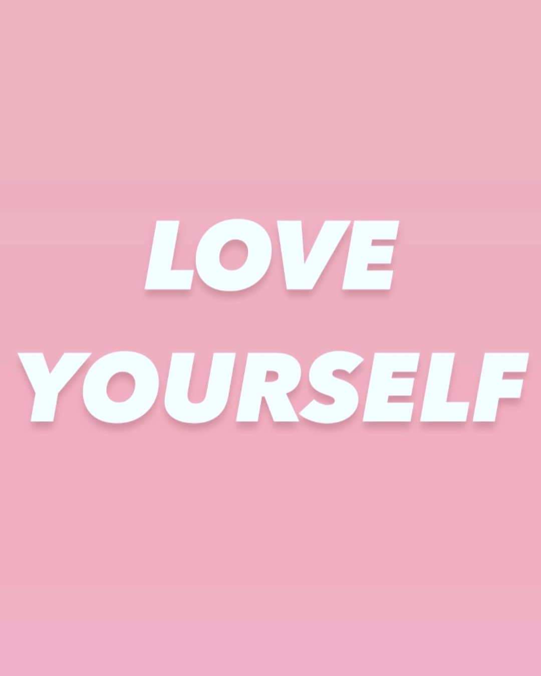 中西結梨花のインスタグラム：「⁡ ⁡ 自分の全てを全肯定😠💘🤝 ありのままで。そのままで。  無理しない、頑張らない ⁡ ⁡ ⁡美容師としてヘアスタイルを気に入って貰えて loveyourselfのお手伝いができれば最高🪡 ⁡ ⁡」