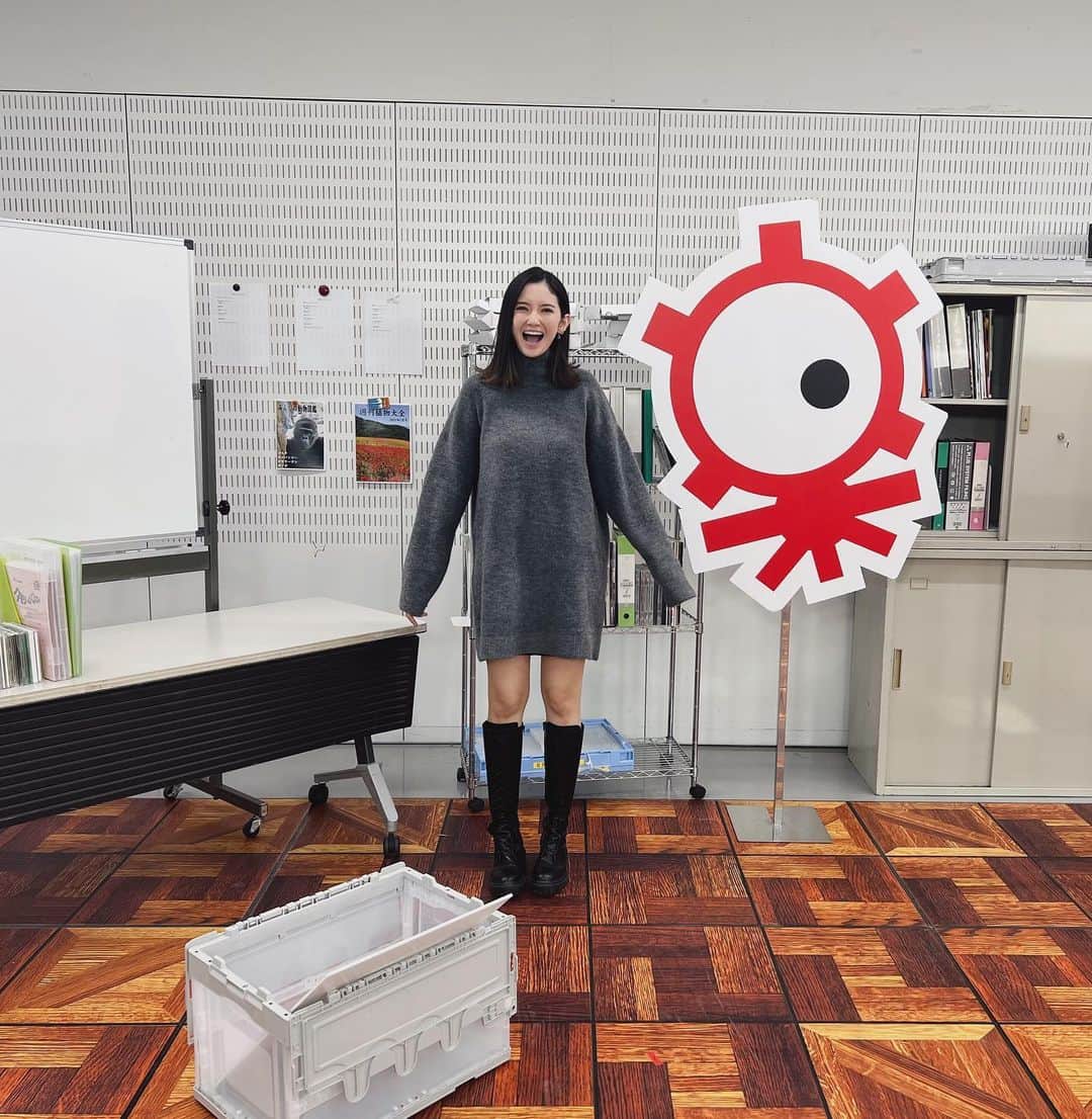 市川紗椰のインスタグラム：「全国の電話の保留音を当ててビンゴします。 ぜひ。  #タモリ倶楽部  #今夜」