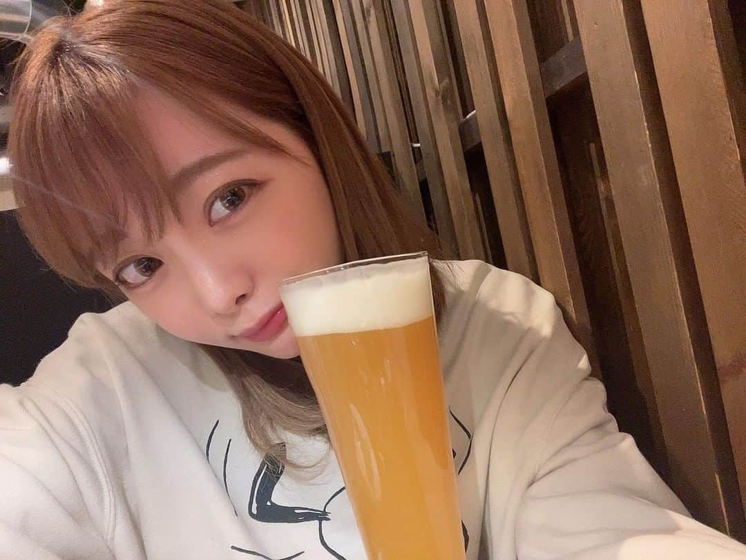 七海さんのインスタグラム写真 - (七海Instagram)「#ネコニヒキ 🍺 ・ ・ #伊勢角屋麦酒 #クラフトビール #craftbeer #beer #ビール #ビール女子」1月15日 19時50分 - nanami_bwmg