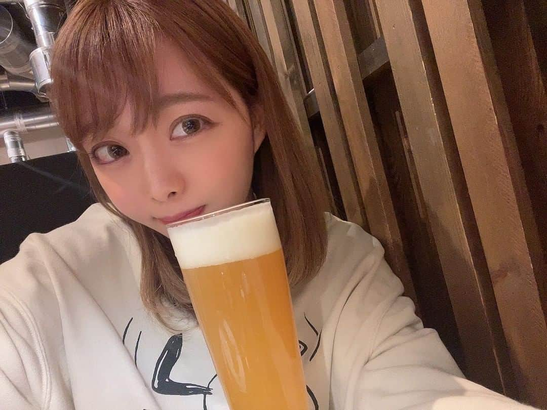 七海さんのインスタグラム写真 - (七海Instagram)「#ネコニヒキ 🍺 ・ ・ #伊勢角屋麦酒 #クラフトビール #craftbeer #beer #ビール #ビール女子」1月15日 19時50分 - nanami_bwmg