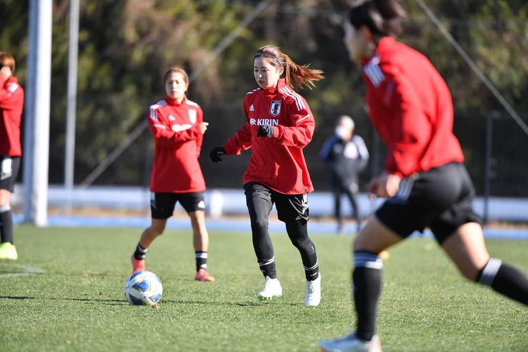 のインスタグラム：「. AFC女子アジアカップインド2022に向けて合宿しています！！  応援よろしくお願いします📣  #nadeshiko  #なでしこ  #なでしこジャパン」