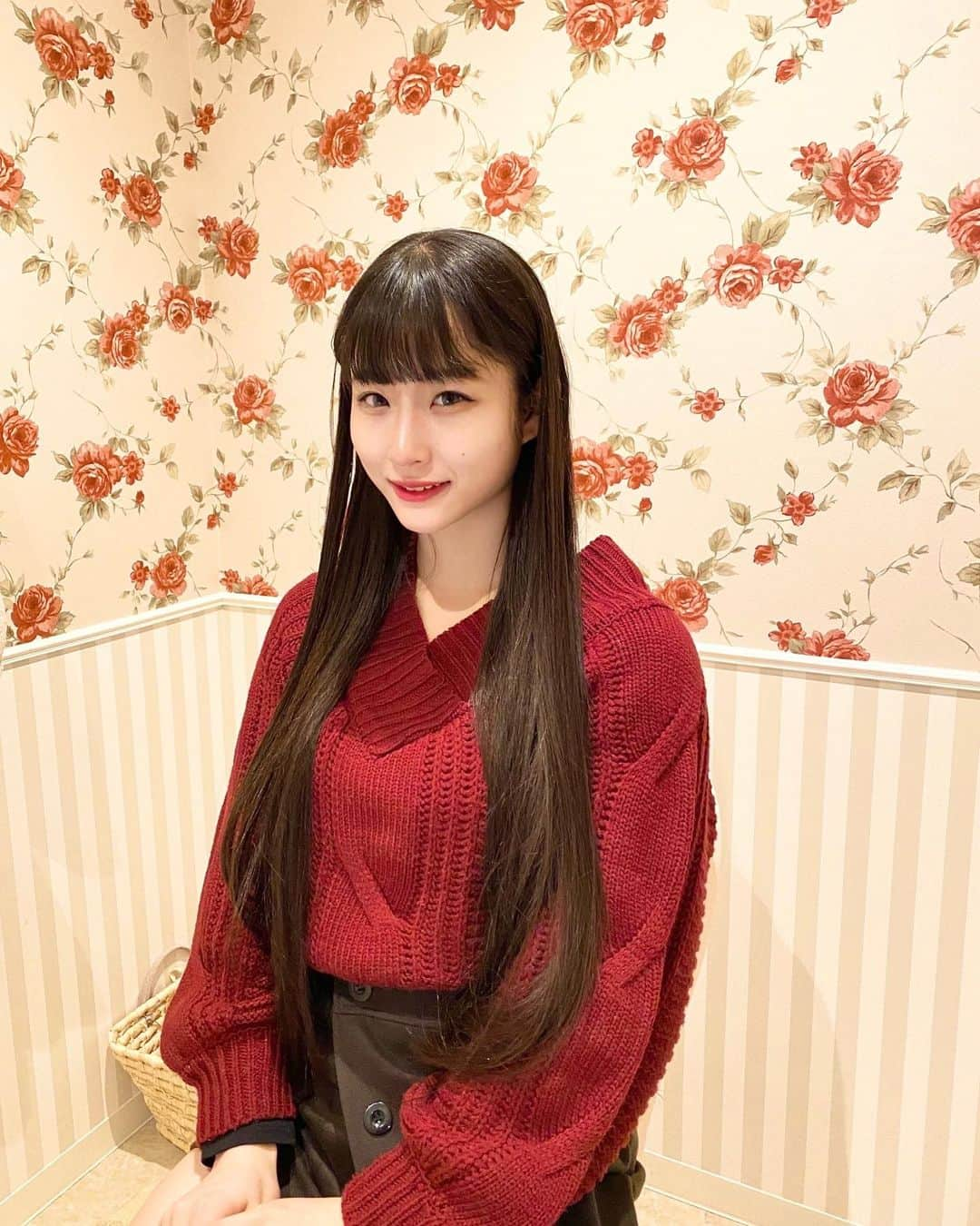 七瀬恋彩さんのインスタグラム写真 - (七瀬恋彩Instagram)「・ アリシアクリニックさんに、人生初めての脱毛をしに行ってきました!  クリニックに足を一歩踏み入れると、とってもおしゃれで素敵な空間でした!  カウンセラーの方が優しく丁寧に対応してくださり、初めての事で緊張していましたがとても話しやすかったです!  脱毛の施術は、一つ一つ丁寧に説明しながらやっていただいたのでとても安心できました!  施術中はほとんど何も感じなくて、少し温かいくらいでした。もっと時間がかかるものかと思っていましたが、あっというまに終わりました!  スタッフの皆さんとても丁寧に対応してくださり、ありがとうございました!  ※撮影中のみマスクを外しています。 #アリシアクリニック #アリシア #医療脱毛 #全身脱毛 #脱毛 #PR」1月15日 19時02分 - bgirlcocoa