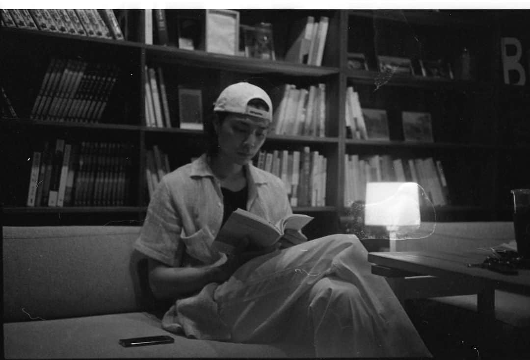 ジャニーのインスタグラム：「an intellect」