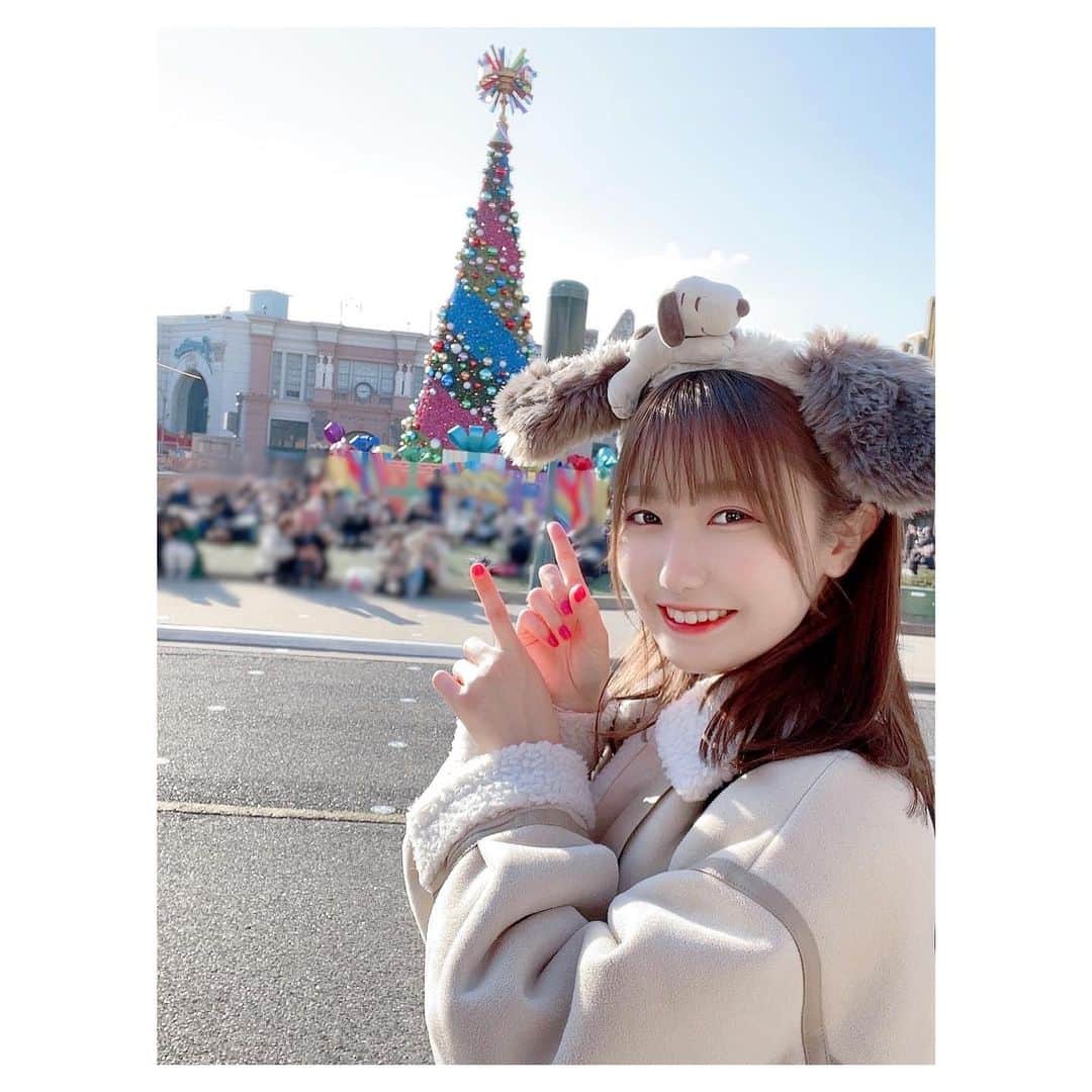 宮田有萌のインスタグラム：「Christmas Tree ⁎⁺˳✧༚  ユニバのクリスマスツリー、カラフルで綺麗でした(*´Д｀*)  #クリスマス #クリスマスツリー #ユニバ #ユニバーサルスタジオジャパン #ユニバコーデ #usjコーデ #カラフル #季節外れ #christmas #christmastree #usj #colorful #ラストアイドル #宮田有萌」