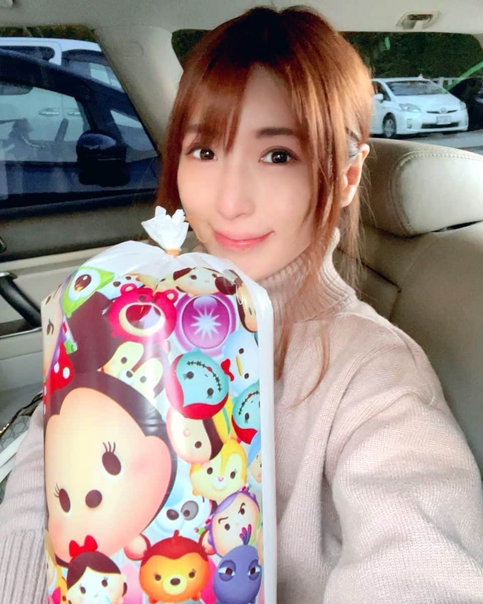星野ナミのインスタグラム：「甘くて美味しい🤍わたがしとわたし🤍」