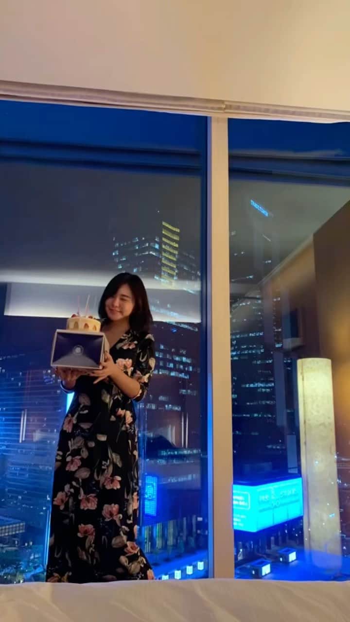 リュ・ジヘのインスタグラム：「작년🎁」