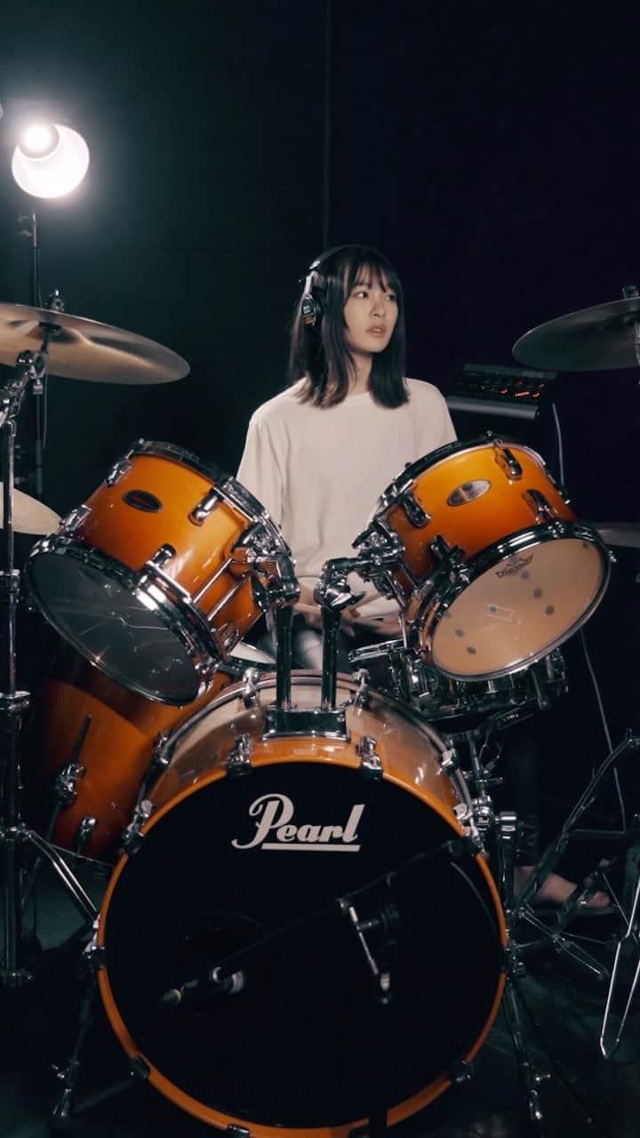 のインスタグラム：「折角なのでリールにも載せます🥁最後のカットかからず大爆笑してる所が個人的なポイントです  @poisonpoppepper  @ryuhaneke 監督」