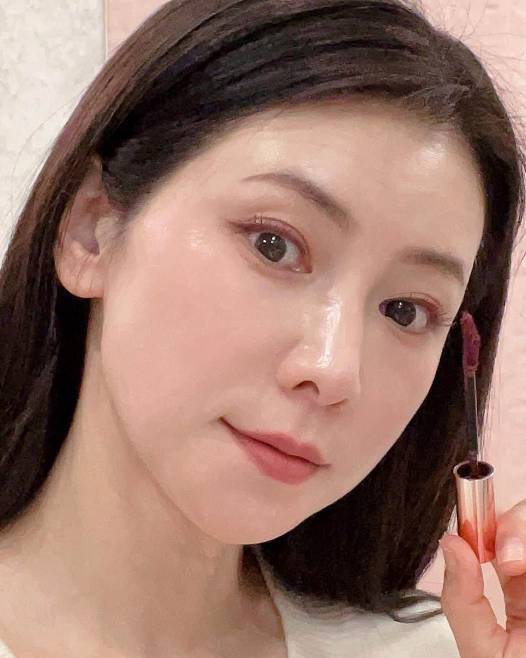 水谷雅子さんのインスタグラム写真 - (水谷雅子Instagram)「目元の印象を変えたいと思ったら、 カラーマスカラ＆アイライナーで少し垢抜けた雰囲気に仕上がります。😉✨ #マスカラ下地#canmake #キャンメイク #カラーマスカラ #カールキープマジック #ヒロインメイク #スナイデル #アイライナー#ディーアップ #水谷雅子 #水谷雅子beautybook50の私  #水谷雅子の美容の秘密シリーズ」1月16日 23時37分 - mizutanimasako