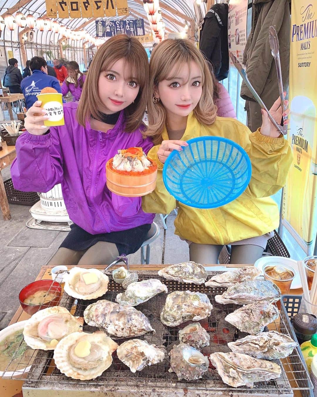 のインスタグラム：「【🦪🌟🦪🌟🦪🌟🦪】 . 福岡の北九州市の小倉南区にある ✅牡蠣小屋ハマ太郎へ✌️ ( @nathutarouhamatarou ) . 相変わらず牡蠣だいすきな双子👧❤️ 今回も2キロの特大牡蠣食べたよ‼️ 牡蠣をはじめ海鮮を焼き焼き🔥して 食べるの楽しかった~🥰💕 . #牡蠣小屋ハマ太郎 #牡蠣小屋浜太郎 #ハマタロウ #牡蠣好き  #牡蠣小屋 #カキ小屋 #牡蠣 #牡蠣好きな人と繋がりたい  #北九州グルメ #福岡グルメ」