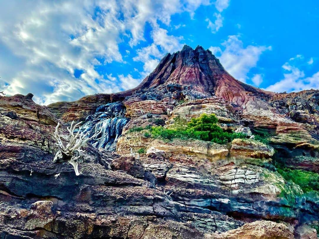 橘ゆりかさんのインスタグラム写真 - (橘ゆりかInstagram)「🌋🌏☁️ ⁡ ⁡ ⁡ 海外に来たみたいな気分になれるし ディズニーシーってどこを切り取っても絵になる 素晴らしいところだなぁ😌💕 ⁡ いろいろ探検しながらフォートレス・エクスプロレーション"ザ・レオナルドチャレンジ"してきたよ✌️ ディズニーでも謎解き！笑✨今年もいこうね〜🌈 ⁡ ⁡ ⁡ #ディズニーシー #長野せりな #橘ゆりか #アイドリング #プロメテウス火山 #ザレオナルドチャレンジ #ディズニー #tds #tdr #tokyodisneysea #disneygram」1月16日 23時51分 - yuricalcal