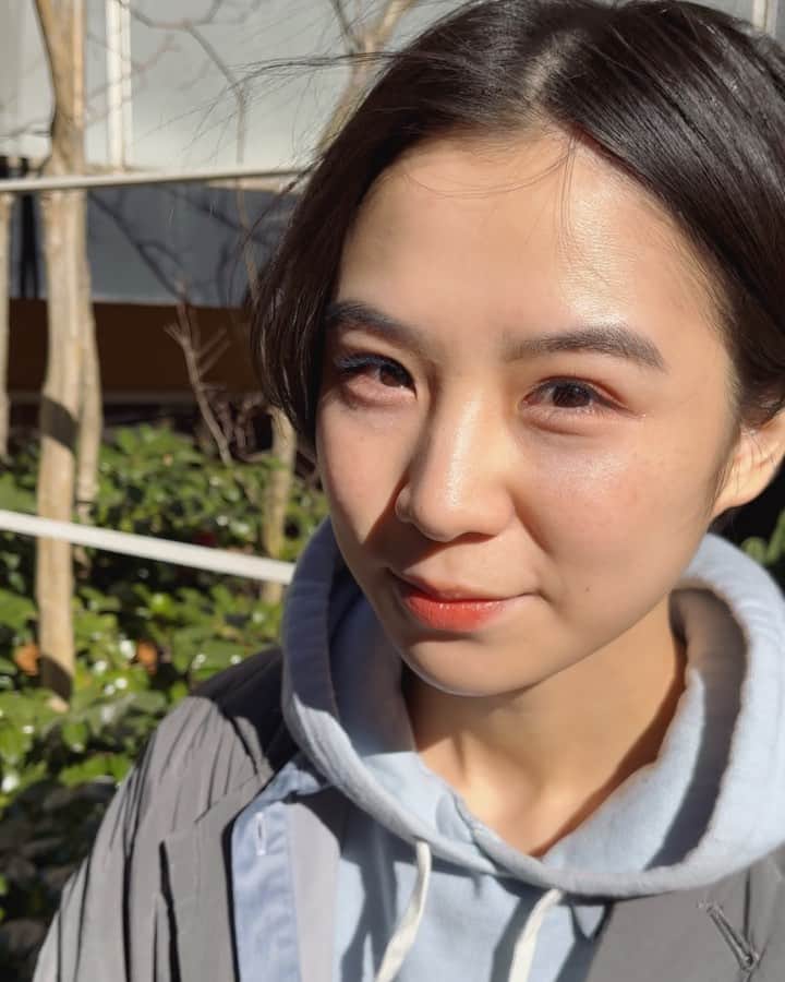 光永のインスタグラム：「見て！！人生初まつエク！ ネイビー混ぜてある！！🫐わーい！ ㅤㅤㅤㅤㅤㅤㅤㅤㅤㅤㅤㅤ #まつ毛エクステ #カラーまつエク」