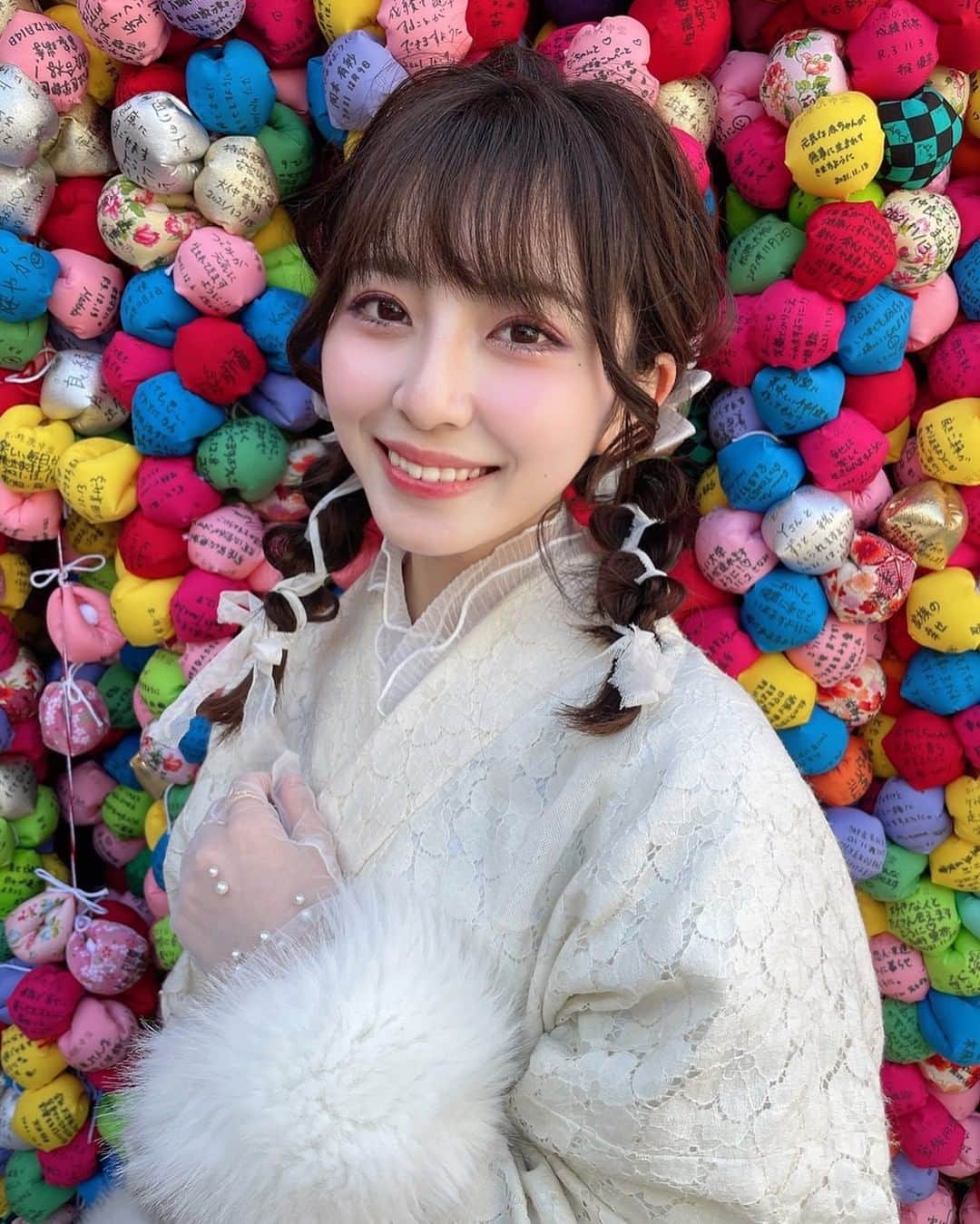 斎藤まりなのインスタグラム：「白×着物×ふわふわ×ツインテ #京都」