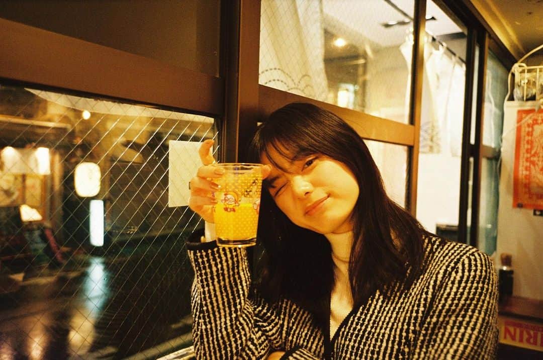 紺野彩夏さんのインスタグラム写真 - (紺野彩夏Instagram)「ビールっておいしいよね〜🍻」1月16日 20時15分 - ayaka_konno_official