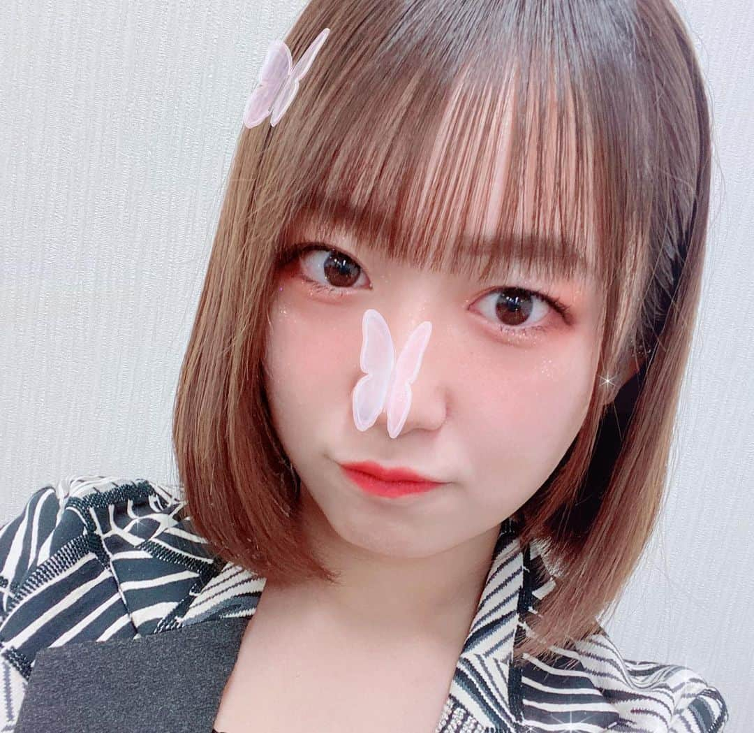 野中美希さんのインスタグラム写真 - (野中美希Instagram)「ボブたくさん褒められてうれしかった日🧏🏻‍♀️💗 イベントありがとうございました！！ . I was happy that many people liked my new hairstyle 🧏🏻‍♀️💗Thank you for the fun event !! . #ボブ#selfie#teenagesolution#よしよししてほしいの#ビートの惑星#70thsingle#helloproject#morningmusume21#モーニング娘#モーニング娘21#japanesegirl#野中美希#ちぇる」1月16日 20時23分 - miki_nonaka.official