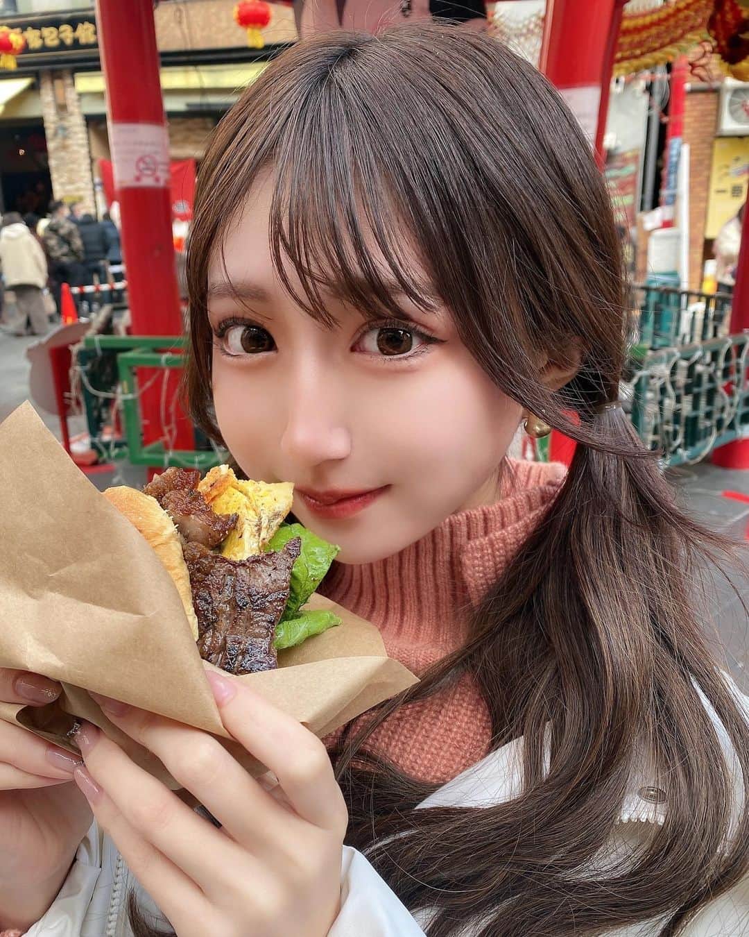 Ayanaさんのインスタグラム写真 - (AyanaInstagram)「いっぱい食べ歩きした 👶🏻♥!」1月16日 21時00分 - naalunlun