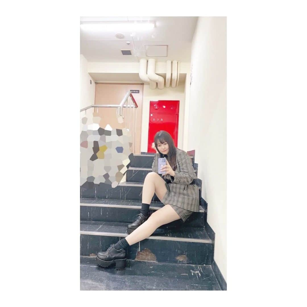 三澤紗千香のインスタグラム：「. ⁡ ⁡ happy today.  ⁡ ⁡ ⁡ #三澤紗千香 #misawasachika #三泽纱千香 #미사와사치카 #voiceactress #voiceactor #女性声優 #声優 #selfie #me #さちゆり  #outfit #ootd #coodinate」