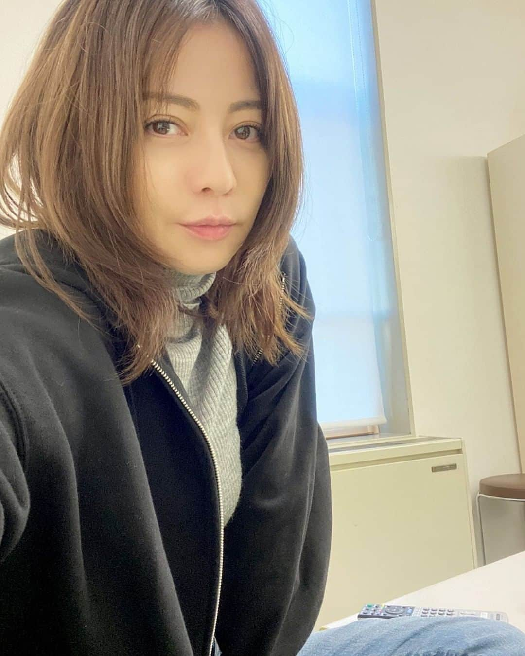 香里奈さんのインスタグラム写真 - (香里奈Instagram)「Don't miss it !! 📺✨  @shinhanninflag_ntv   #真犯人フラグ #guiltyflag #日テレ #japanesedrama #第12話 #22時半から #バタコ #木幡由実 #香里奈 #karina #🔪 #🪛 #🏥 #🛏 #みんな仕事終わっておうちでドラマみれますように」1月16日 21時59分 - karina_official_221