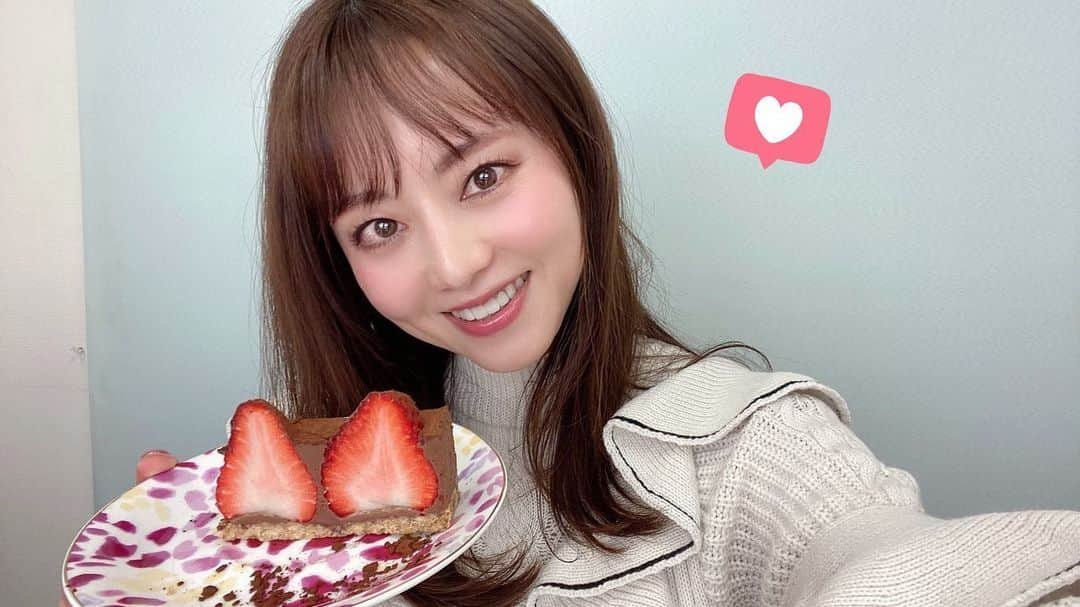 吉沢明歩さんのインスタグラム写真 - (吉沢明歩Instagram)「手作り 🍓チョコムース🍫 美味しく出来ました」2月15日 10時12分 - akiho__yoshi