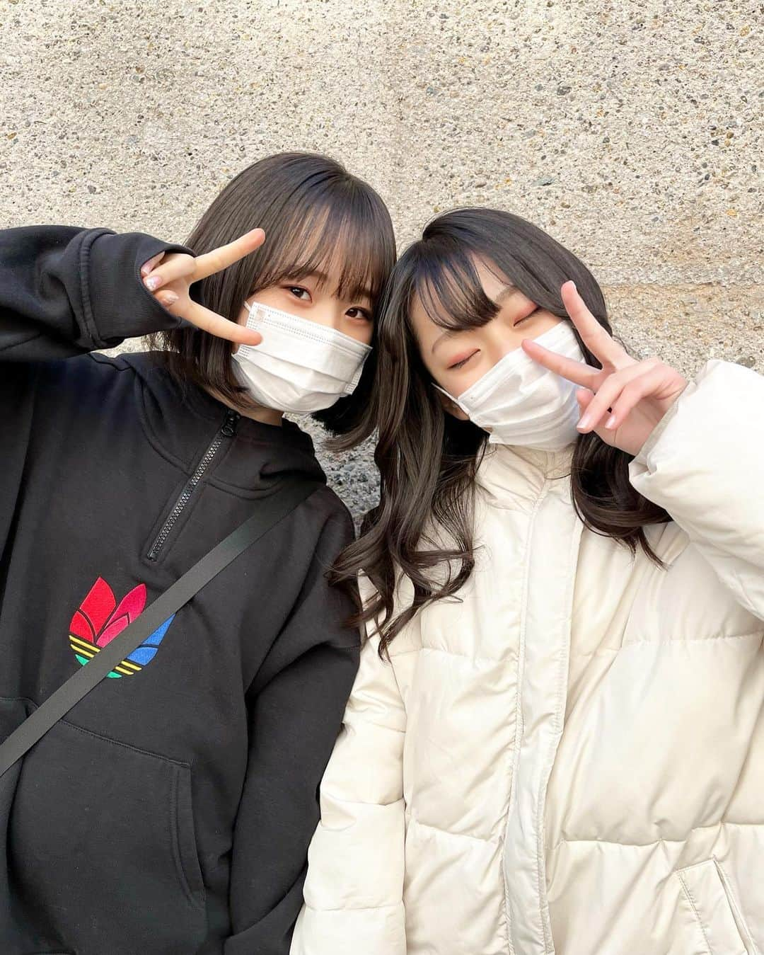 さやりささんのインスタグラム写真 - (さやりさInstagram)「2022/02/11｛りさ  ダンスの発表会おつかれんこん😃 発表会の一日に密着した動画 見てくれた方ありがとー！  ｛今日の動画｝ 4時→ショート 5時→コラボ動画 6時→キューーガルチャンネル 7時ショート  たくさんあって委員会のみんないそがしくてごめんね💗  ：：：：：：：：：：：：：：：：：：：：：：：：  ＊Instagram ｛さや @sayaninyo.insta ｛りさ @risanico.insta   ＊YouTube さやりさチャンネル ｛まいにち 16:00~ 17:00~ 19:00~  ＊TikTok ｛sayarisa_tiktok｛sayaninyo.tiktok  ＊Twitter  ｛sayarisa_tweet  ：：：：：：：：：：：：：：：：：：：：：：：：  #ダンス #ダンスの発表会 #発表会  #習い事 #習いごと #ダンスレッスン   ：：：：：：：：：：：：：：：：：：：：：：：：」2月11日 8時58分 - sayarisa.insta