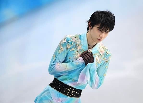  羽生結弦　ファンアカウントさんのインスタグラム写真 - ( 羽生結弦　ファンアカウントInstagram)「🙏❤️❤️ #羽生結弦 #yuzuruhanyu #hanyuyuzuru #yuzuru #hanyu #japan #japanese #japanesefigureskater #figureskating #yuzu #olympics #beijing2022 #olympics2022 #olympics」2月11日 17時57分 - yuzuruhanyu_1994